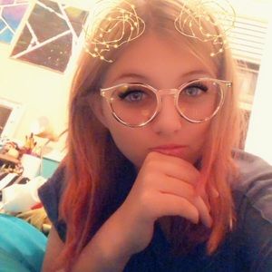 Meet your Posher, Hailey